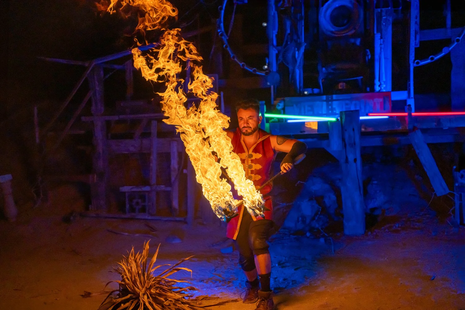 sp3ktral_phyre fire performer